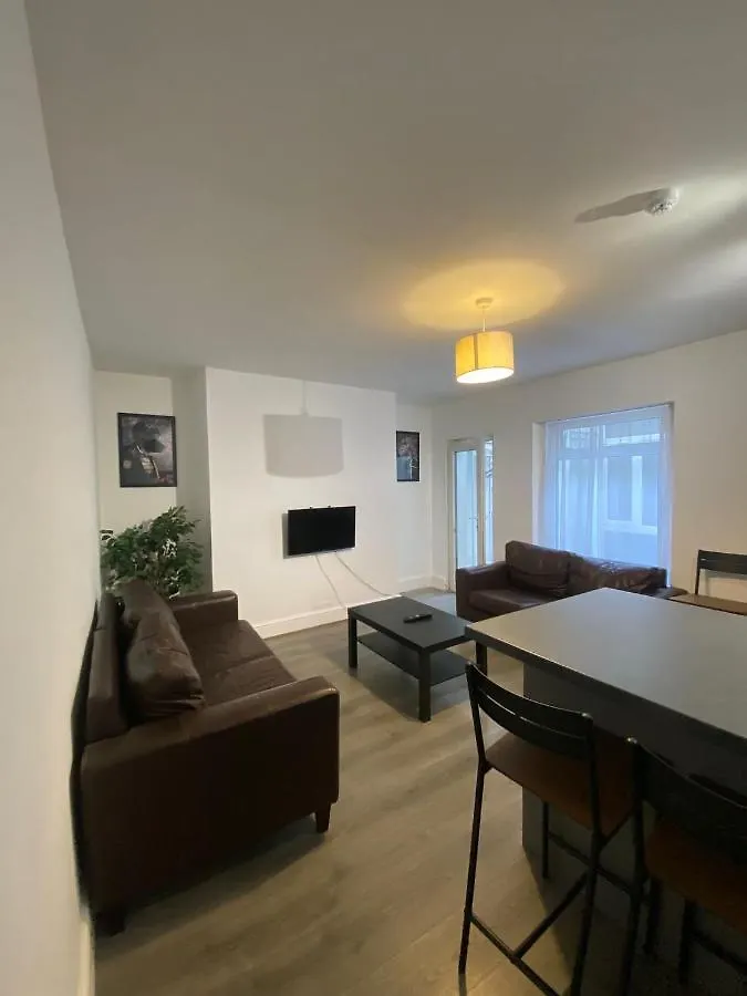 Bright One Bed Apartment Brighton 0*,  United Kingdom